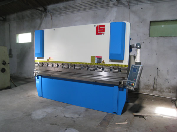 经济型两轴数控折弯机