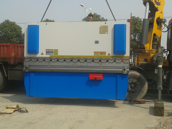 不锈钢专用折弯机