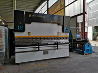 WE67K-100x3200电液伺服数控折弯机