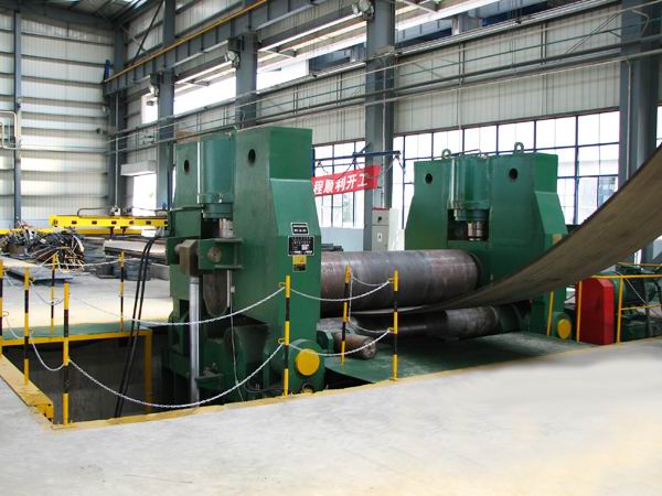 W11S-150×3200上辊万能卷板机