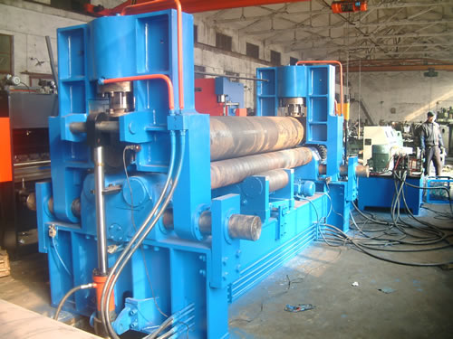 W11S-25×3000上辊万能卷板机